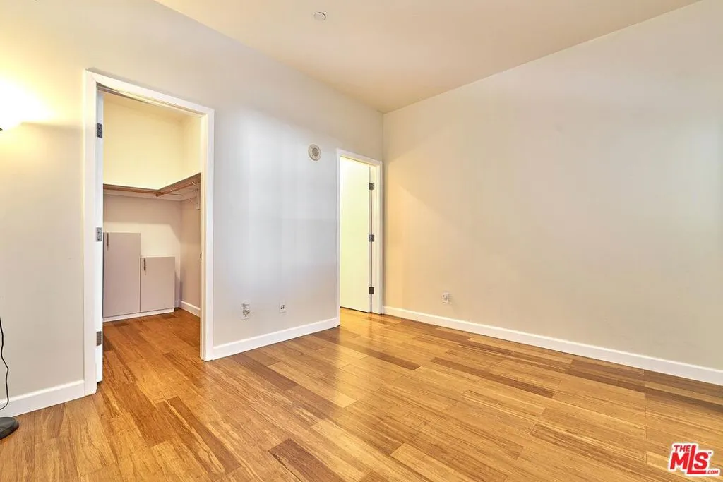 3810 Wilshire Boulevard 801, Los Angeles, California 90010 home-pic-14